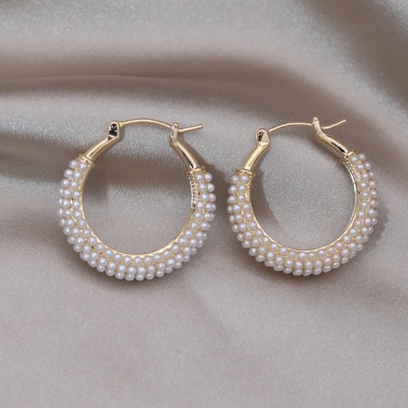 14k gold over sterling pearl hoop earrings - Picture 2 of 6
